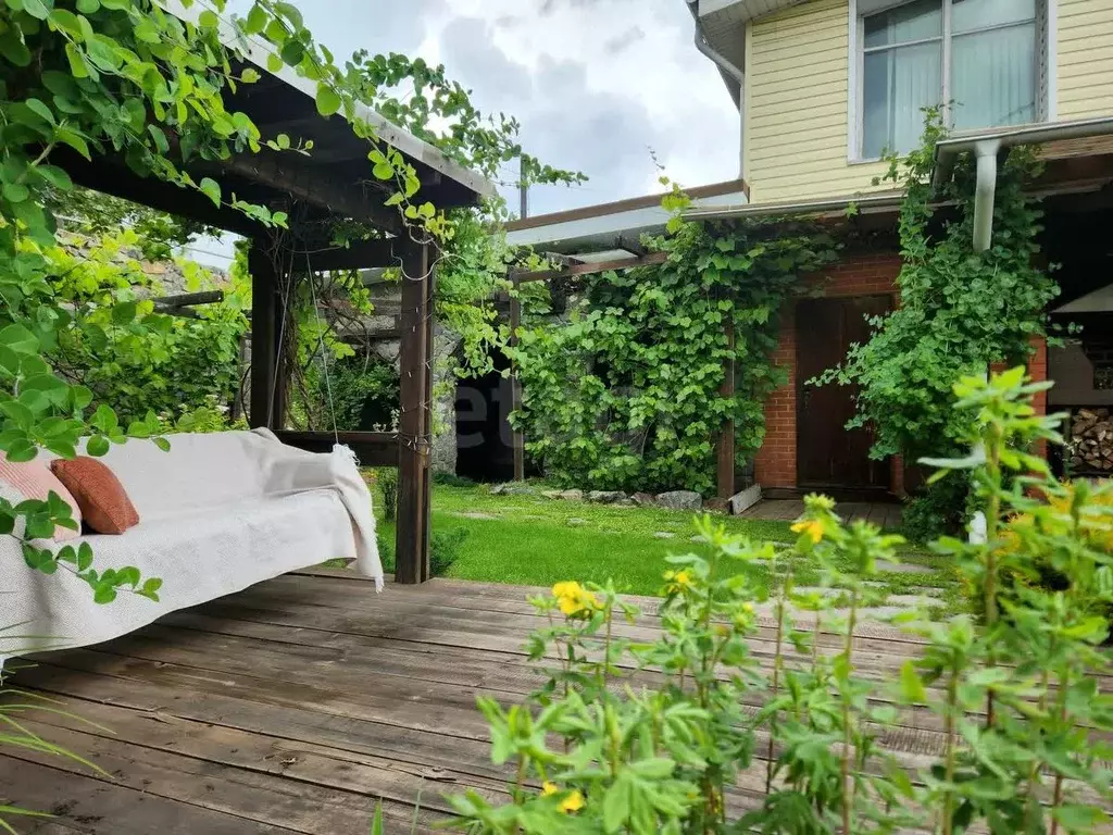 Дом в Челябинская область, Миасский городской округ, пос. Тургояк ул. ... - Фото 1