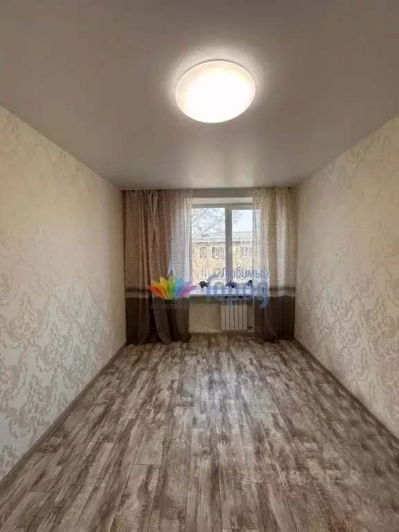 Комната Кемеровская область, Новокузнецк ул. Энтузиастов, 61 (11.9 м) - Фото 1