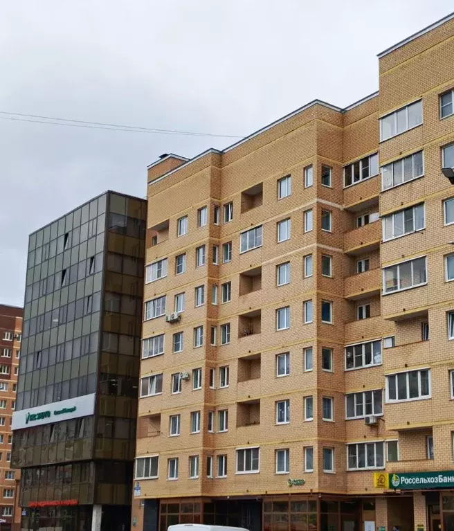3-к кв. Новгородская область, Великий Новгород Псковская ул., 13 (96.6 ... - Фото 0
