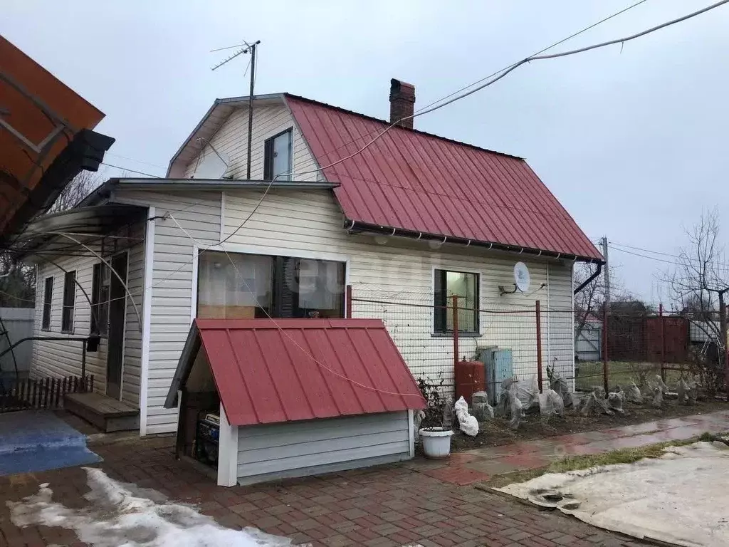 Дом в Калужская область, Жуковский район, Белоусово городское ... - Фото 0