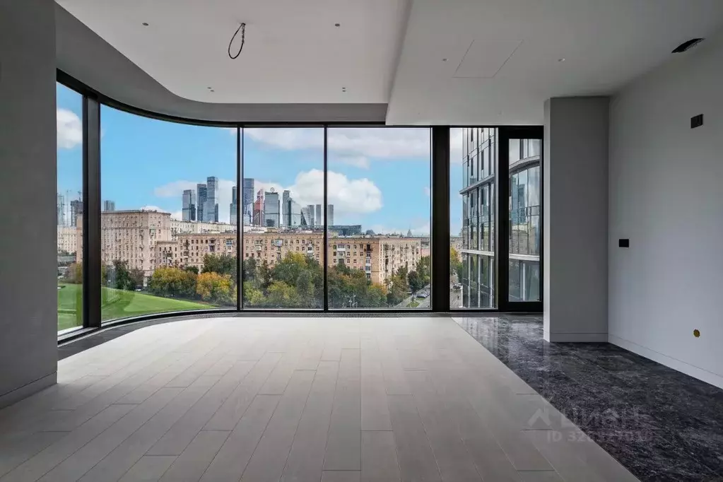 4-к кв. Москва ул. Братьев Фонченко, 1к3 (150.6 м) - Фото 1