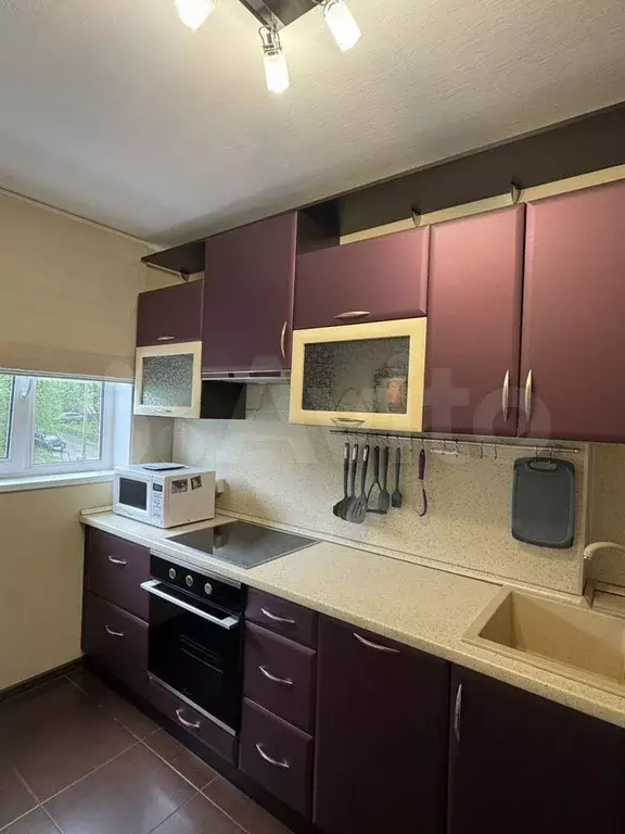 3-к. квартира, 60 м, 4/9 эт. - Фото 0