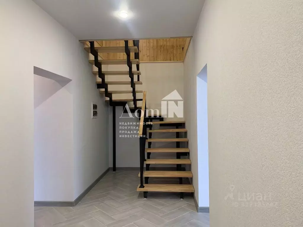 Дом в Ленинградская область, Ломоносовский район, Ропшинское с/пос, д. ... - Фото 2