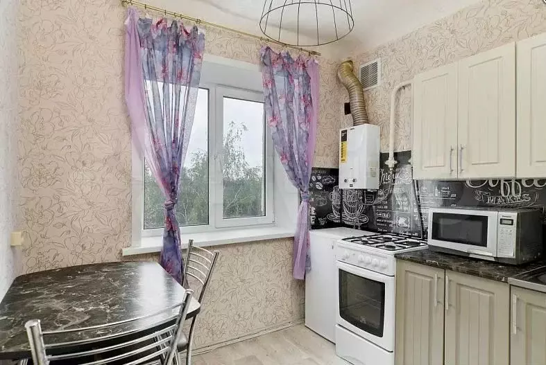 2-к. квартира, 48 м, 5/5 эт. - Фото 0