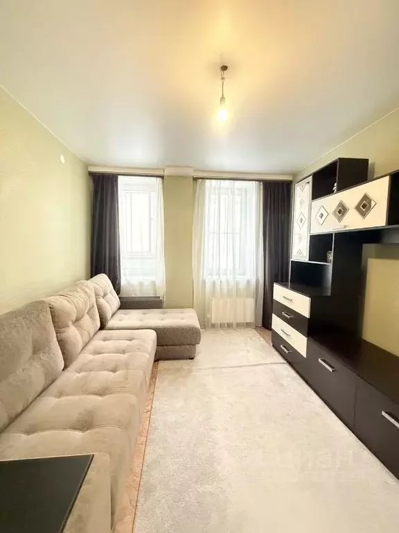 2-к кв. Омская область, Омск ул. 21-я Амурская, 25к1 (54.7 м) - Фото 1