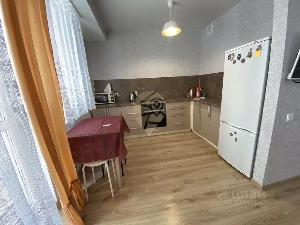 Студия Белгородская область, Старый Оскол Центральный мкр, 1/1 (41.0 ... - Фото 0