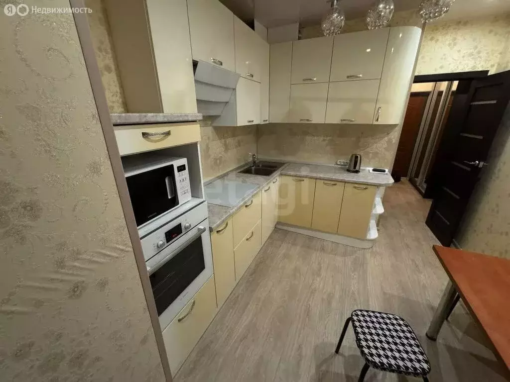 1-комнатная квартира: Новый Уренгой, район Северная Жилая Часть, ... - Фото 1