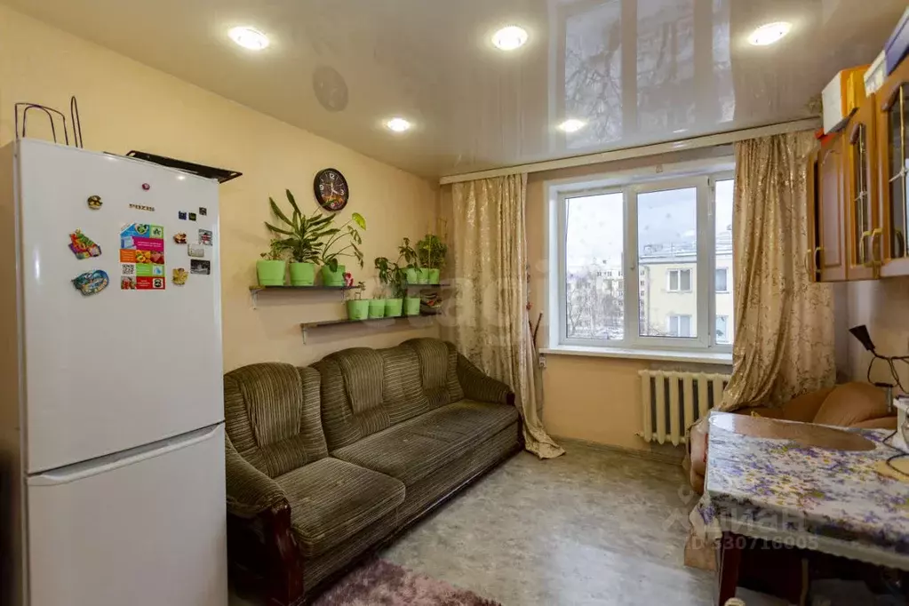 Комната Кемеровская область, Новокузнецк ул. Энтузиастов, 59 (33.1 м) - Фото 1