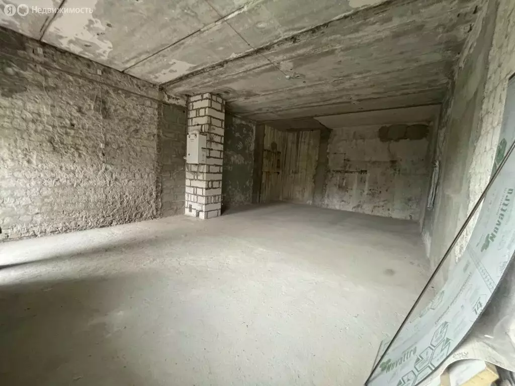 Квартира-студия: Партенит, улица Победы, 4 (55.4 м) - Фото 1