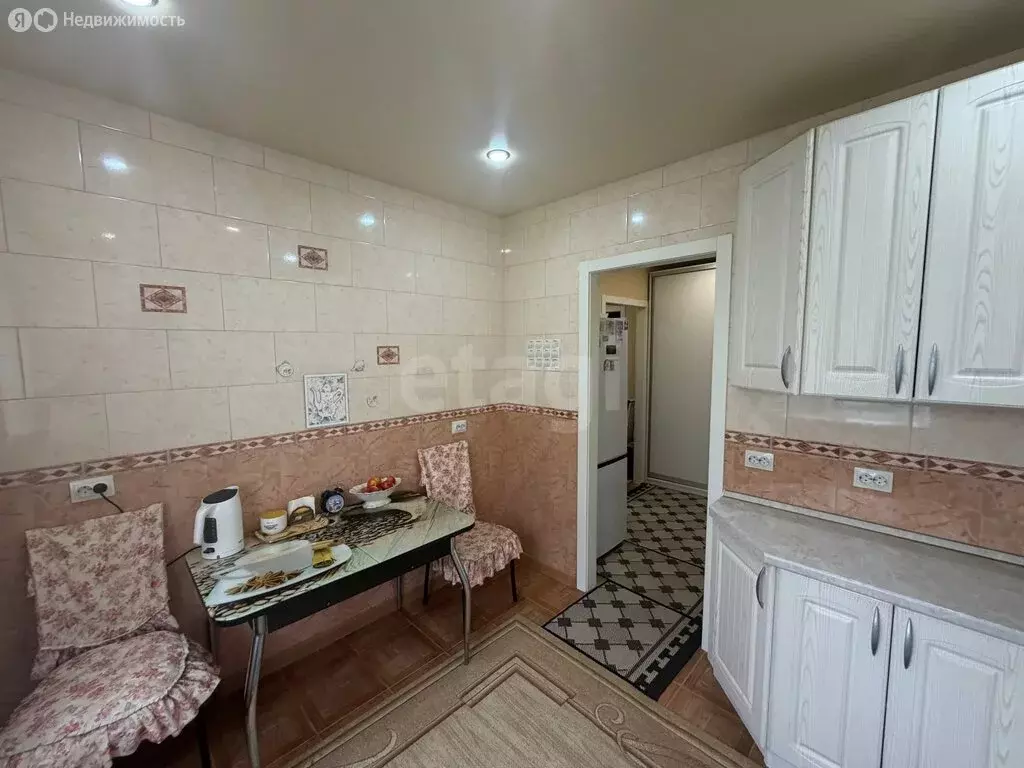 2-комнатная квартира: Белгород, улица Есенина, 12 (50 м) - Фото 2