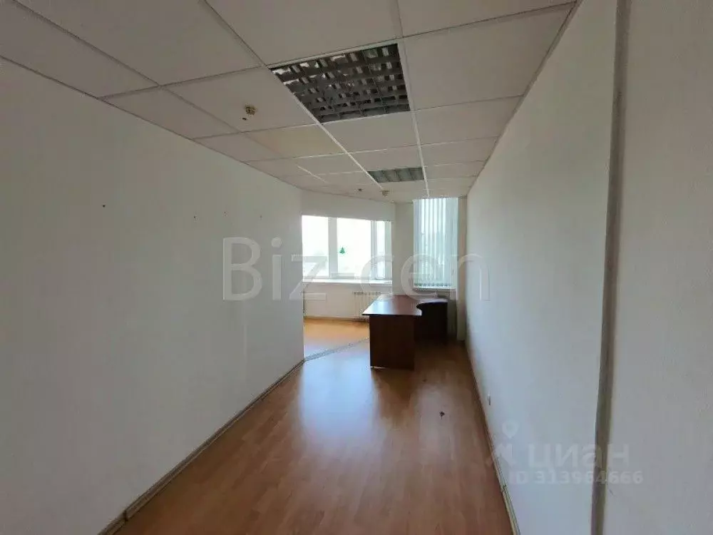 Офис в Санкт-Петербург пл. Конституции, 2 (31 м) - Фото 1