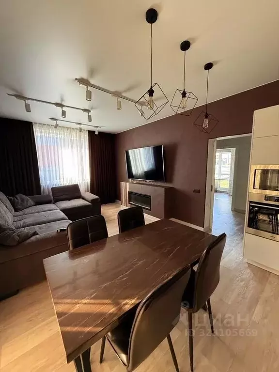 Дом в Амурская область, Благовещенский район, с. Чигири пер. ... - Фото 1