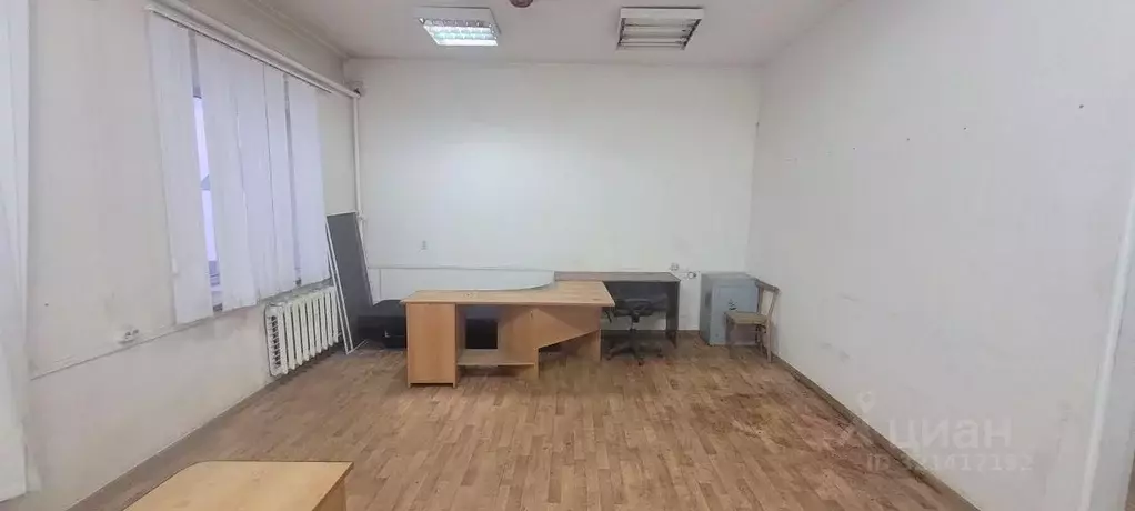 Офис в Саратовская область, Энгельс просп. Химиков, 34В (50 м) - Фото 1