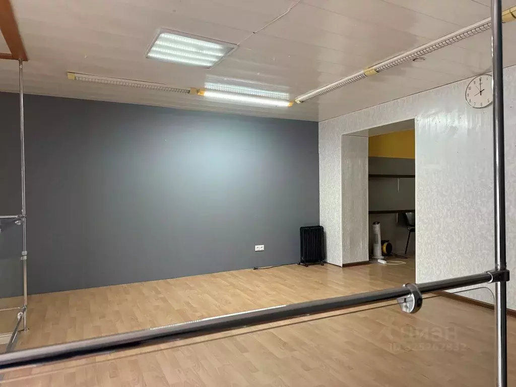 Помещение свободного назначения в Северная Осетия, Алагир ул. К. ... - Фото 1