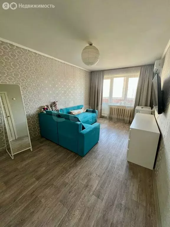 4-комнатная квартира: Якутск, улица Кальвица, 1/1 (70.9 м) - Фото 1