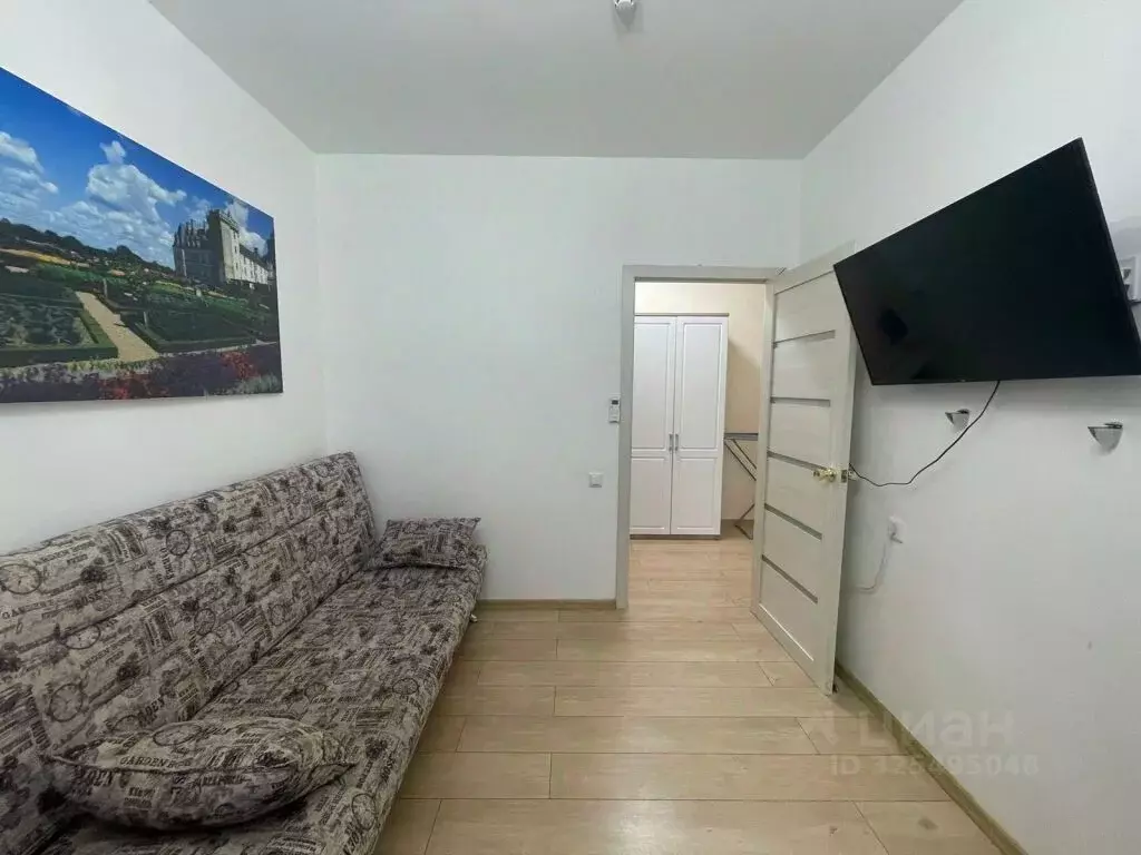 1-к кв. Саха (Якутия), Якутск Гимеин мкр, ул. Шевченко, 5 (36.0 м) - Фото 2