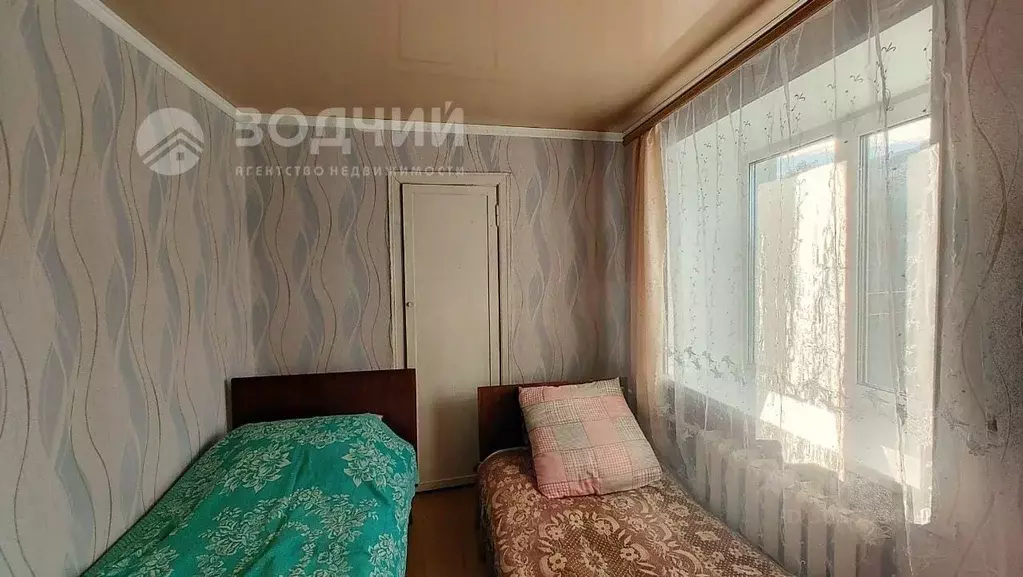 2-к кв. Чувашия, Канаш ул. Разина, 12 (41.7 м) - Фото 0