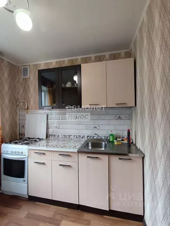 1-к кв. Архангельская область, Коряжма Архангельская ул., 13 (30.0 м) - Фото 1