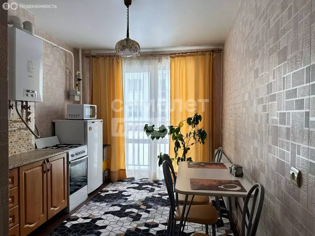 1-комнатная квартира: Омск, Верхнеднепровская улица, 275к2 (42.3 м) - Фото 1