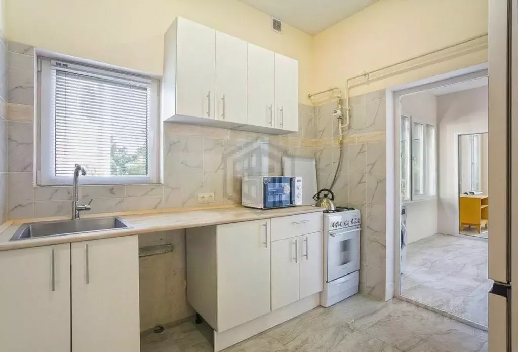 4-к кв. Крым, Ялта ул. Кирова, 12 (59.5 м) - Фото 2