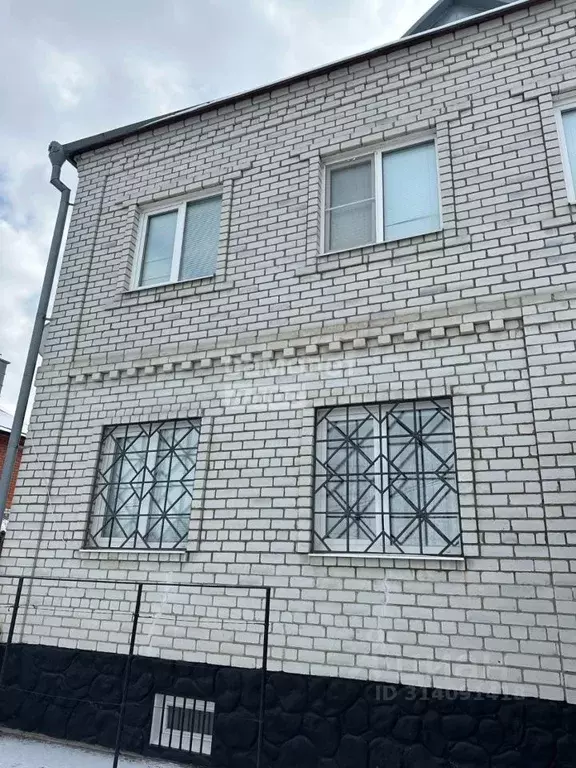 Коттедж в Белгородская область, Старый Оскол ул. Хмелева (219 м) - Фото 0