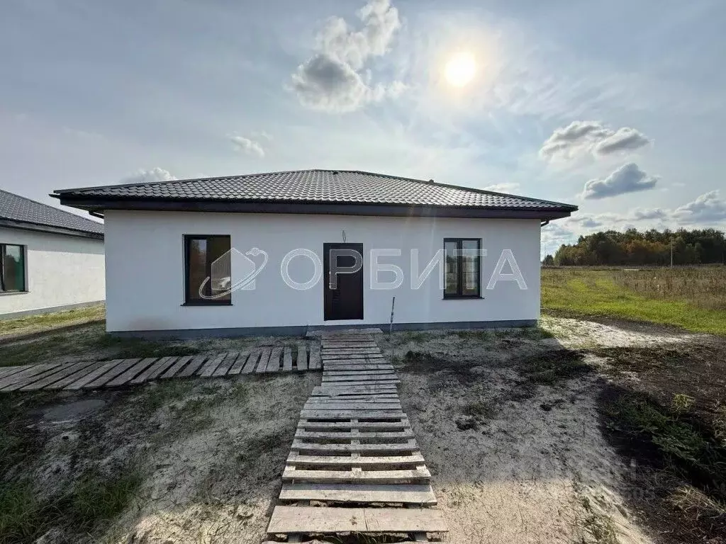 Дом в Тюменская область, Тюменский муниципальный округ, Новокаменский ... - Фото 0