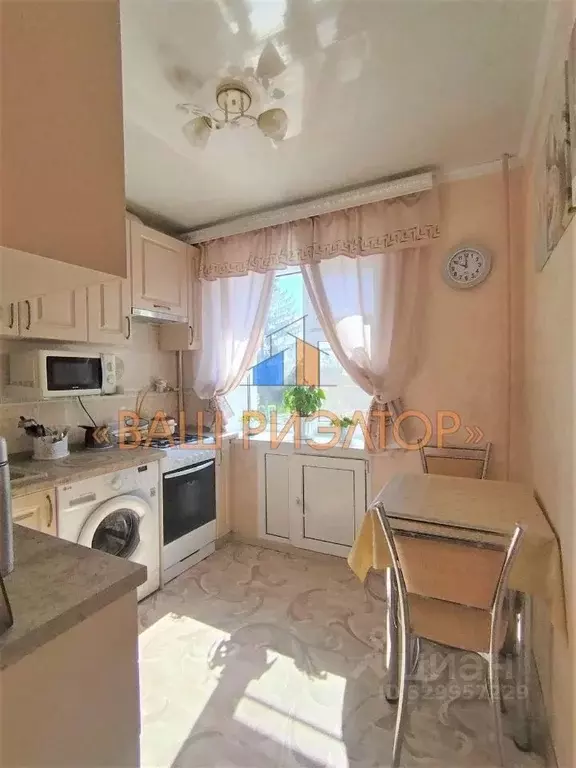 4-к кв. Белгородская область, Губкин ул. Горького, 12 (62.25 м) - Фото 1