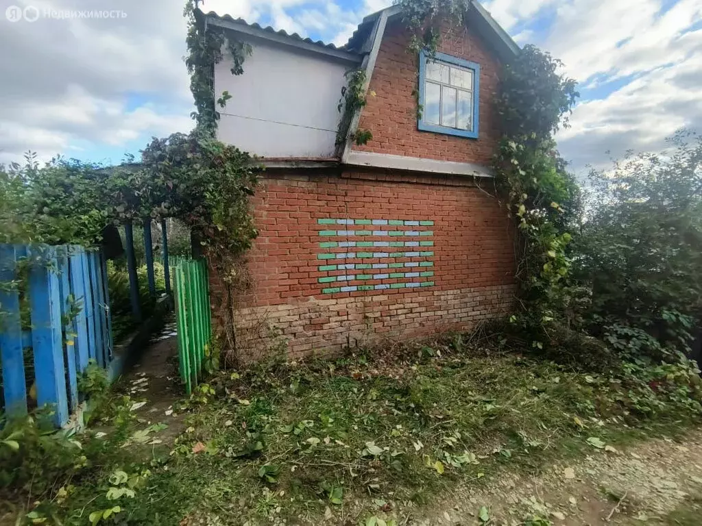 Дом в Тукаевский район, Малошильнинское сельское поселение, ... - Фото 0