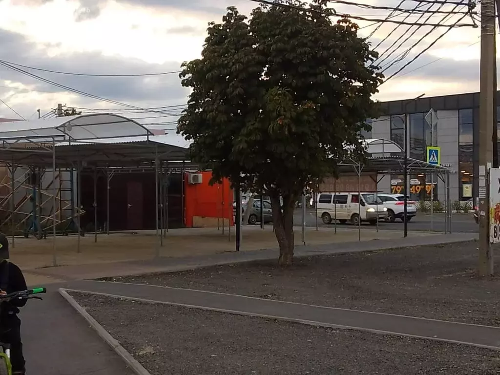 Торговая площадь (300 м) - Фото 1