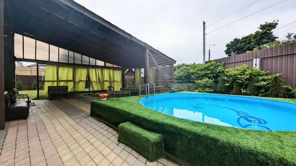 Дом в Санкт-Петербург пос. Парголово, 1-й пер., 3к1 (200 м) - Фото 0