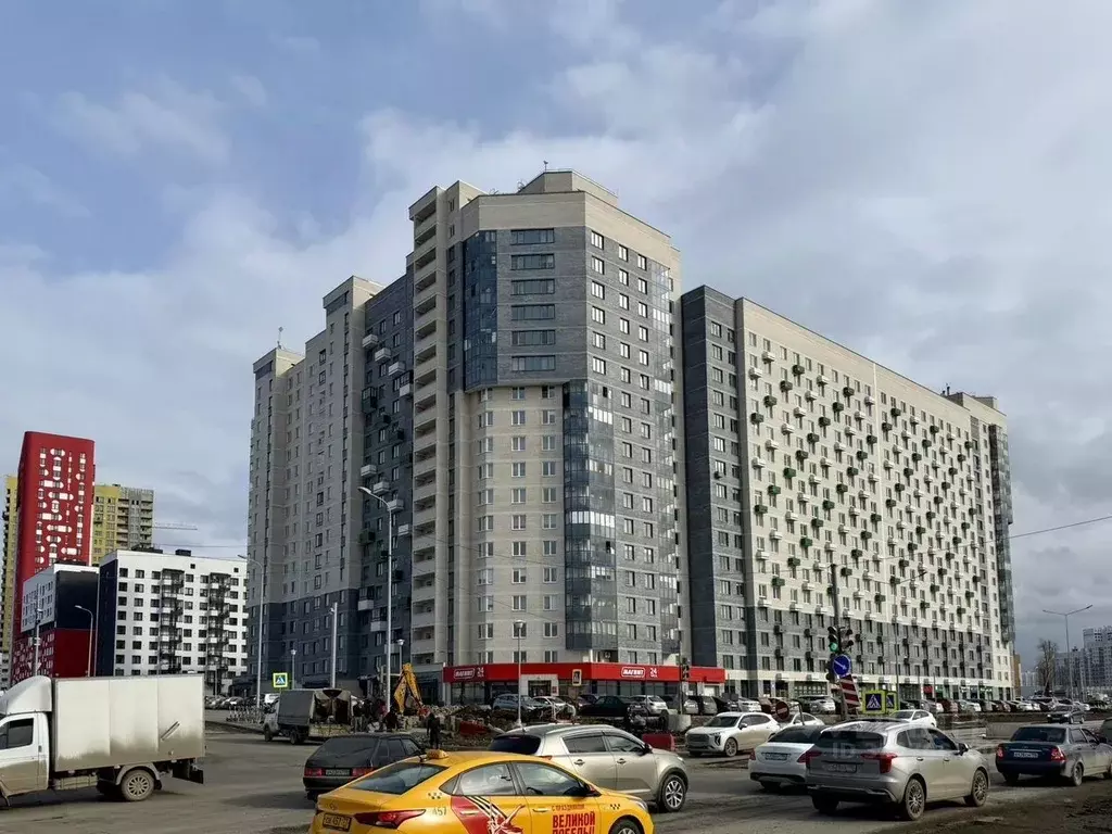 Помещение свободного назначения в Свердловская область, Екатеринбург ... - Фото 1