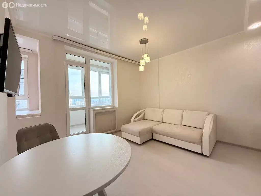 1-комнатная квартира: Нижний Новгород, улица Родионова, 192к3 (40 м) - Фото 2