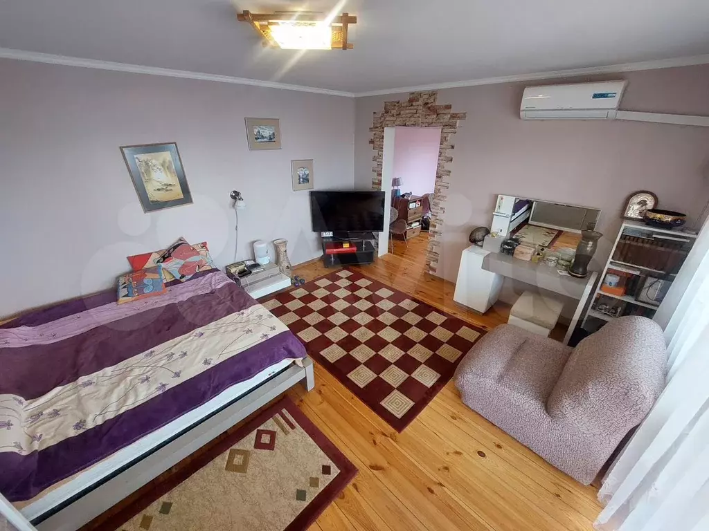 2-к. квартира, 70 м, 1/2 эт. - Фото 1