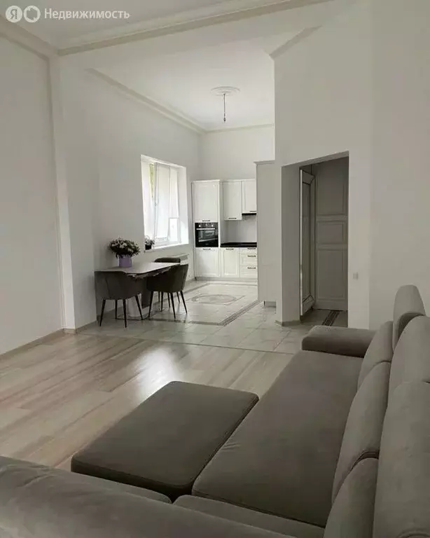 3-комнатная квартира: Ялта, улица Щорса, 47 (110 м) - Фото 1