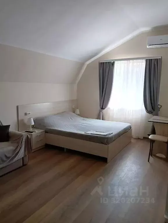 1-к кв. Крым, Черноморское пгт ул. 60-летия Октября, 1-3 (27.0 м) - Фото 0
