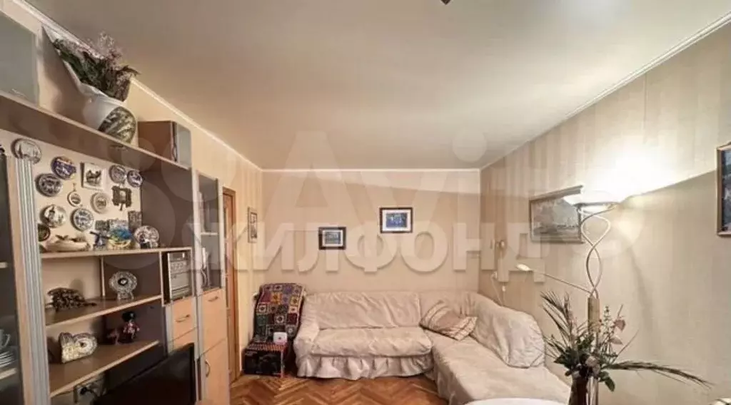 2-к. квартира, 60 м, 3/5 эт. - Фото 0