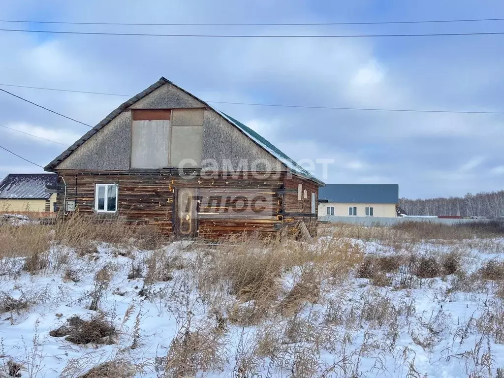 Дом в Омская область, с. Азово ул. Моцарта (92 м) - Фото 0