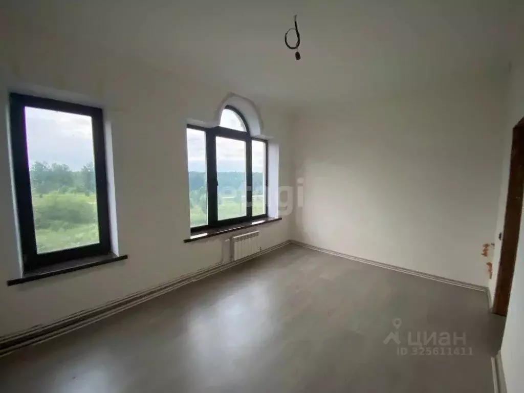 Дом в Красноярский край, Козулька пгт  (205 м) - Фото 1