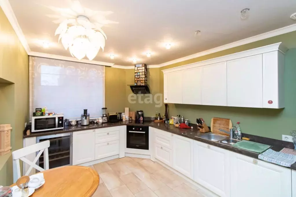 6-к кв. Тюменская область, Тюмень Даудельная ул., 4 (255.0 м) - Фото 1