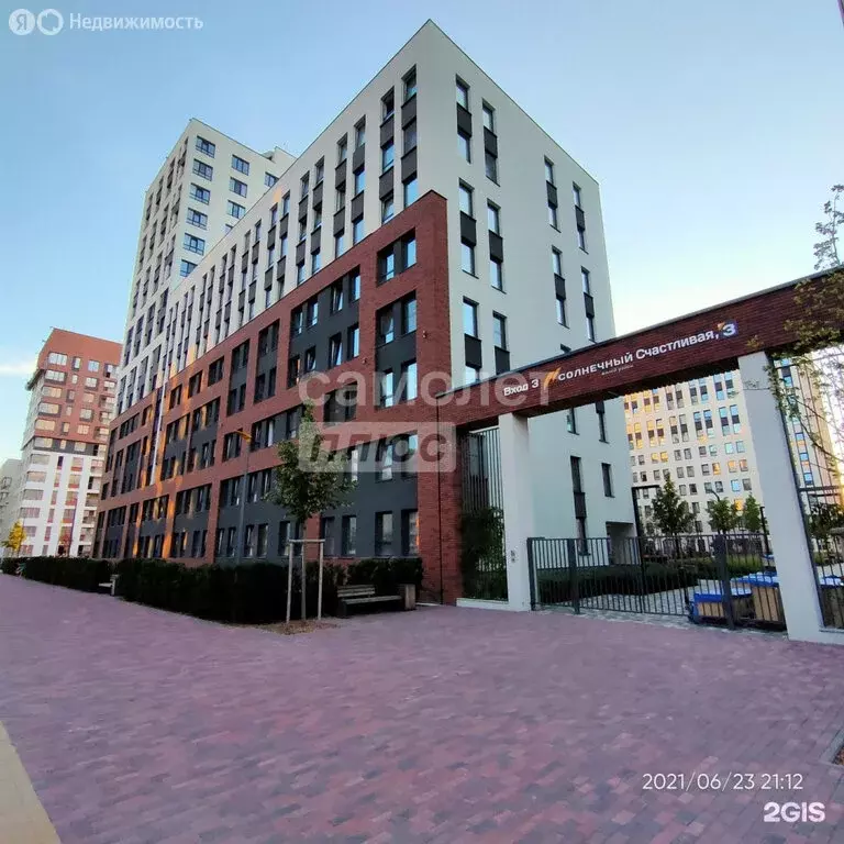 2-комнатная квартира: Екатеринбург, Счастливая улица, 3 (48.4 м) - Фото 1