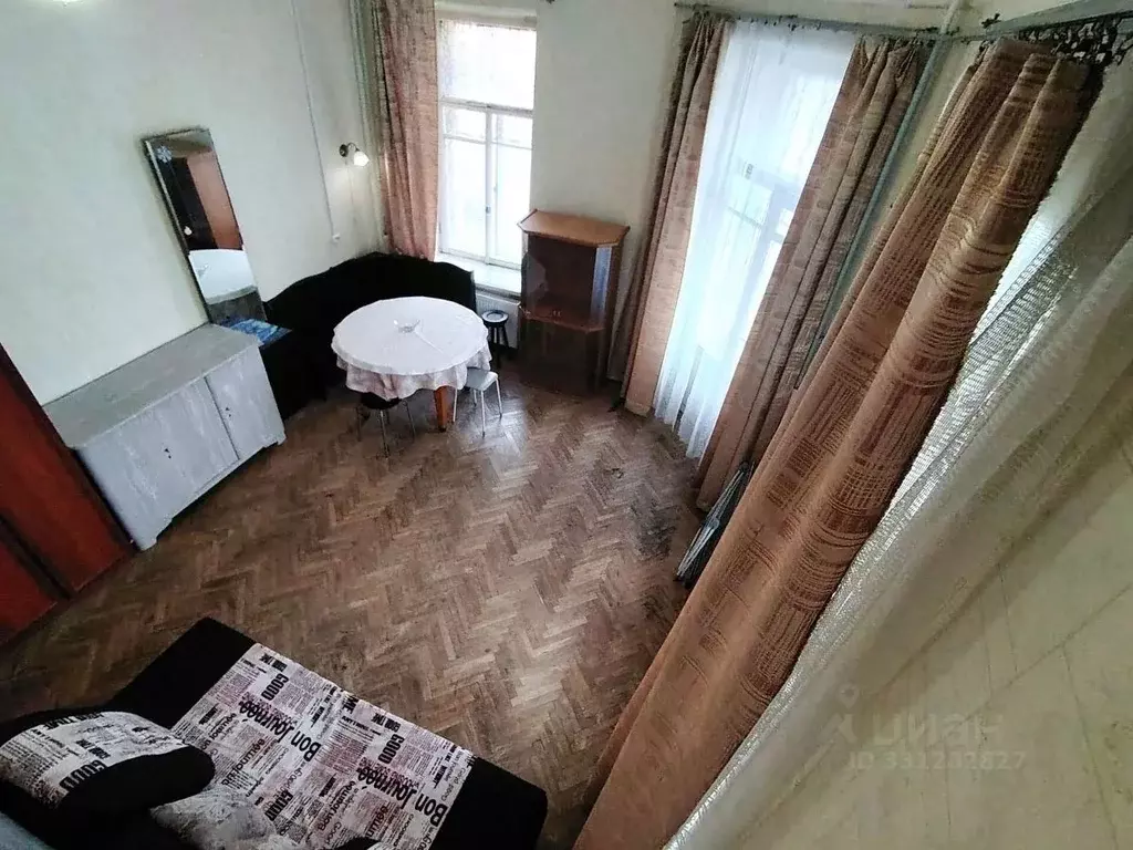 Комната Санкт-Петербург Суворовский просп., 23 (26.4 м) - Фото 1