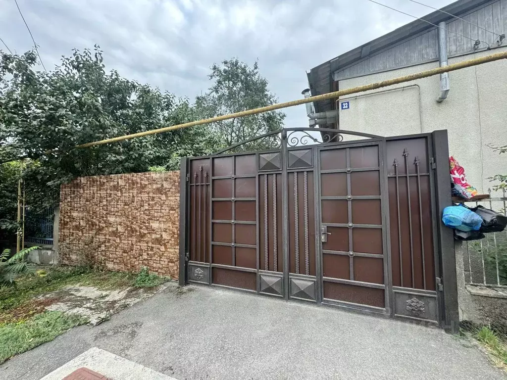 Дом в Кабардино-Балкария, Нальчик Вольный Аул кп, Студенческая ул. (54 ... - Фото 1