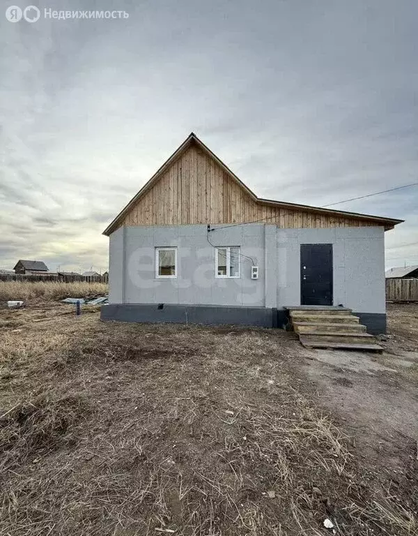 Дом в село Нижняя Иволга, Коммунистическая улица (63 м) - Фото 1