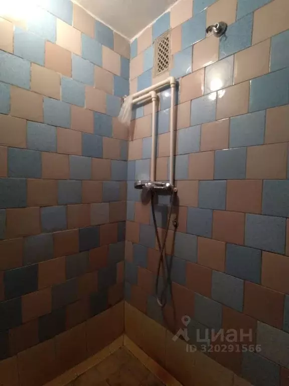 Комната Чувашия, Чебоксары просп. Мира, 6 (14.0 м) - Фото 1