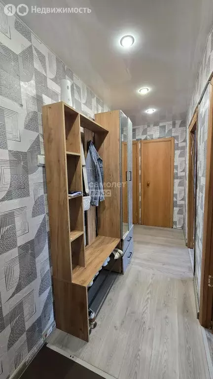 2-комнатная квартира: Каменск-Уральский, Комсомольский бульвар, 44 ... - Фото 1