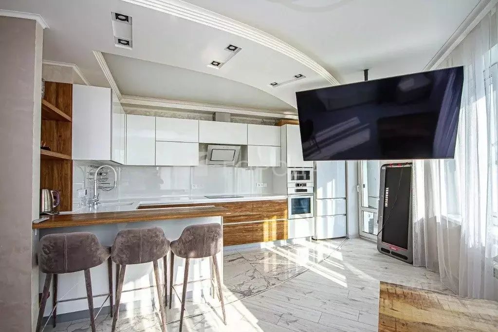 3-к кв. Новосибирская область, Новосибирск ул. Сибревкома, 9 (73.0 м) - Фото 1