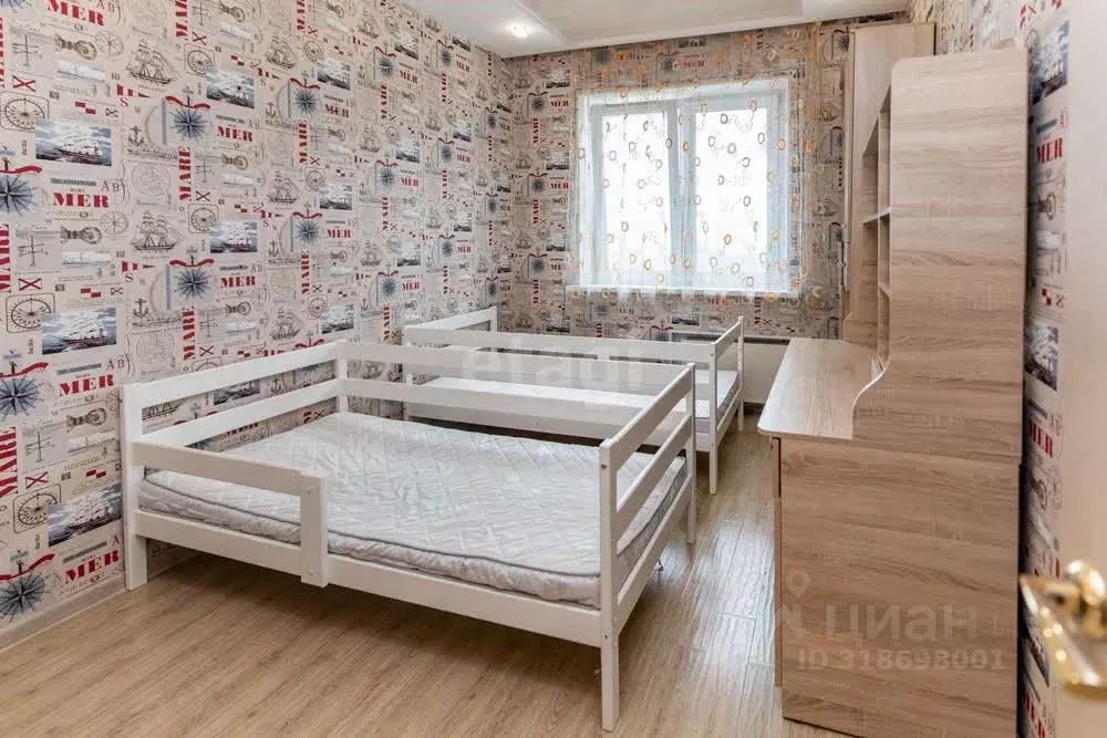 2-к кв. Ханты-Мансийский АО, Сургут ул. Крылова, 30 (43.0 м) - Фото 0