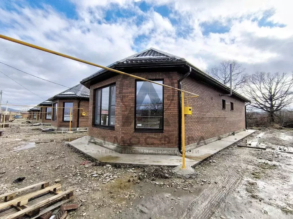 Дом в Краснодарский край, Апшеронск Механическая ул., 29 (95 м) - Фото 1