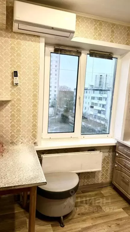 1-к кв. Брянская область, Брянск ул. Камозина, 33 (32.0 м) - Фото 2