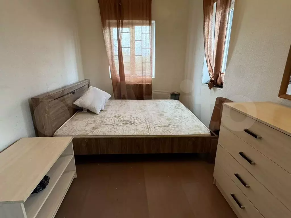 2-к. квартира, 70 м, 1/3 эт. - Фото 0